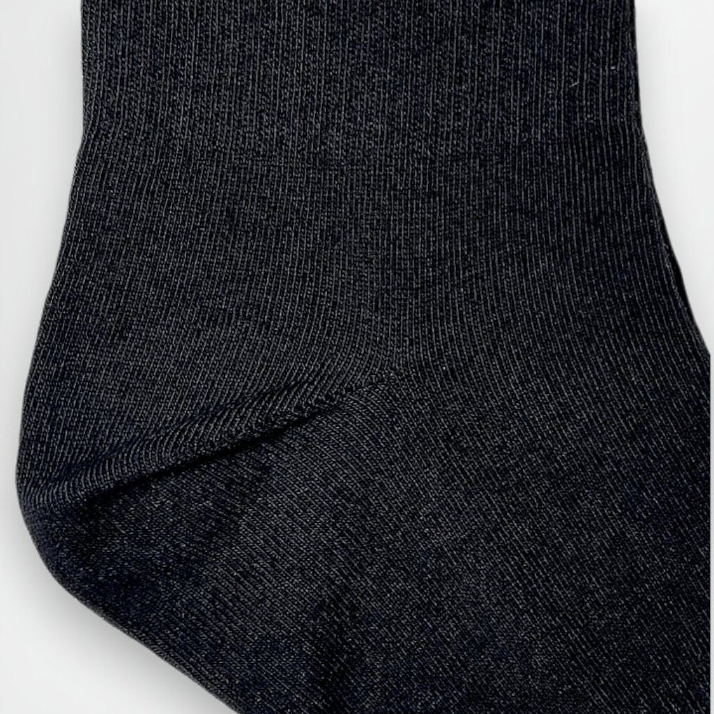 Garn svart tennissokk